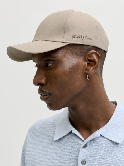 Бейсболка Jack and Jones 23022602JJ-074